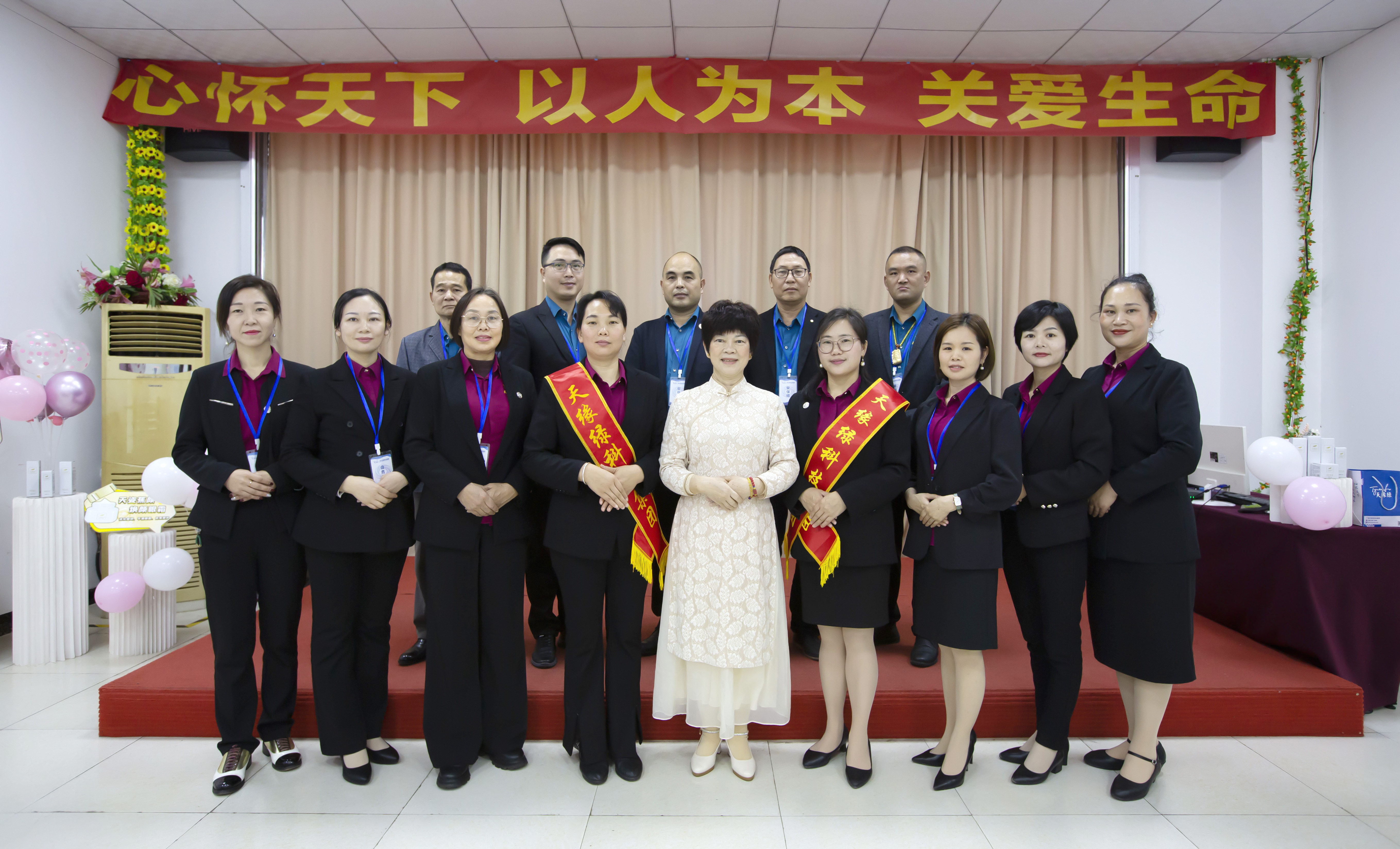 华球网页版_华球（中国）官方集团‘美丽专场’精彩瞬间大揭秘，唯美盛宴不容错过！